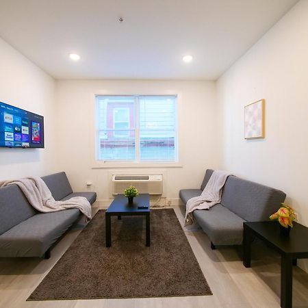 New Modern Serenity- 2Br Retreat Near New York City Бейонн Экстерьер фото