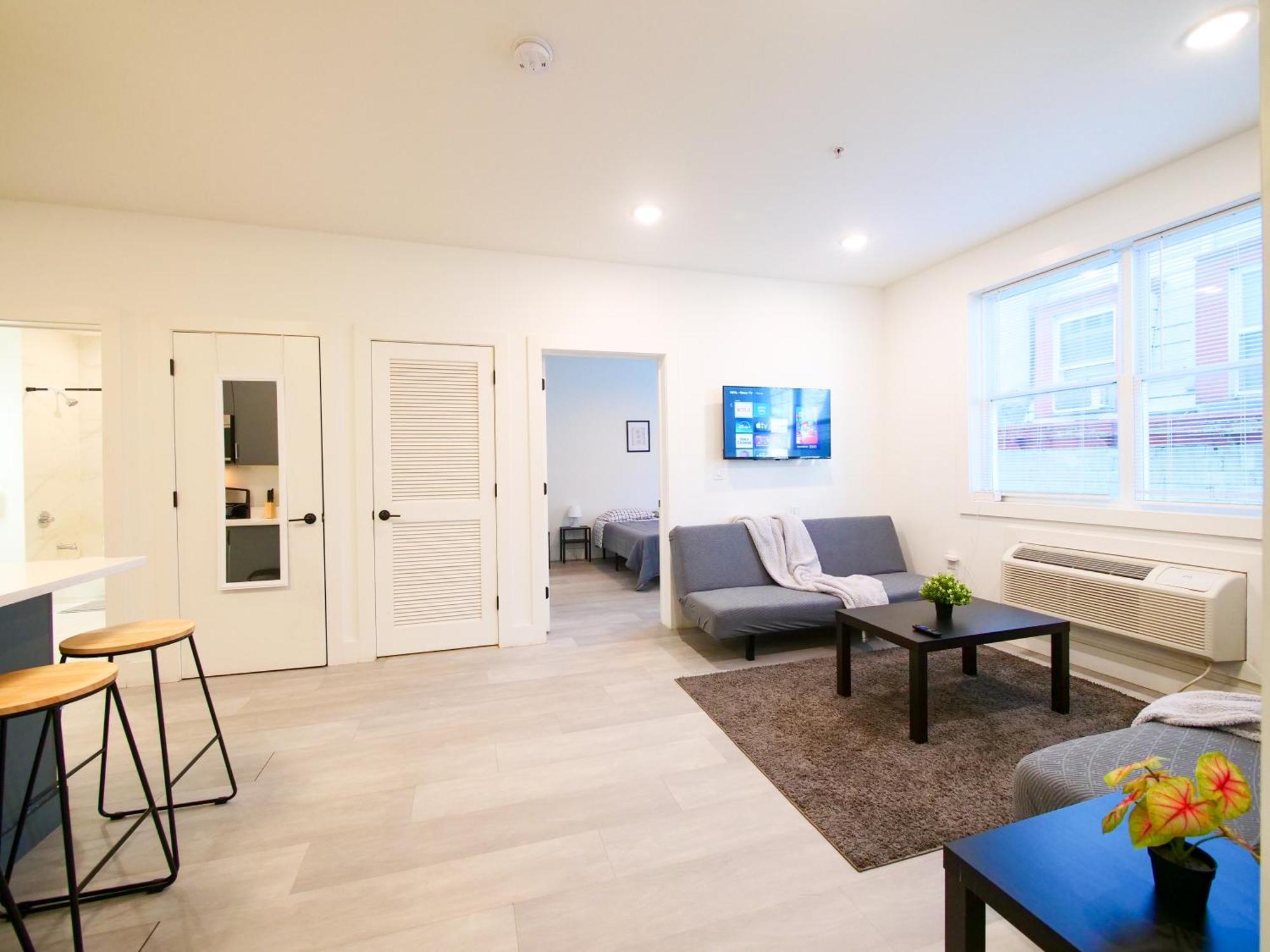 New Modern Serenity- 2Br Retreat Near New York City Бейонн Экстерьер фото