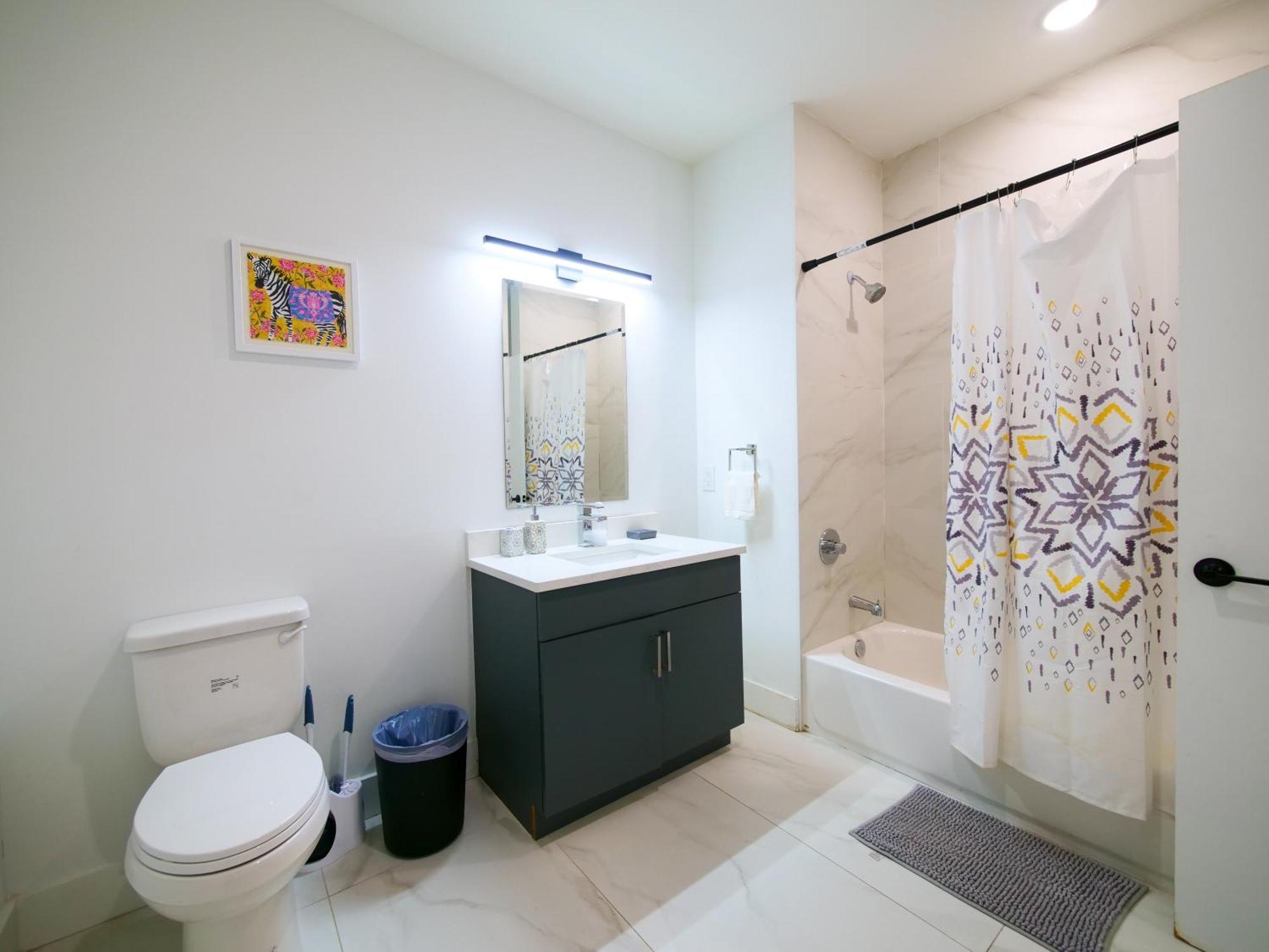 New Modern Serenity- 2Br Retreat Near New York City Бейонн Экстерьер фото