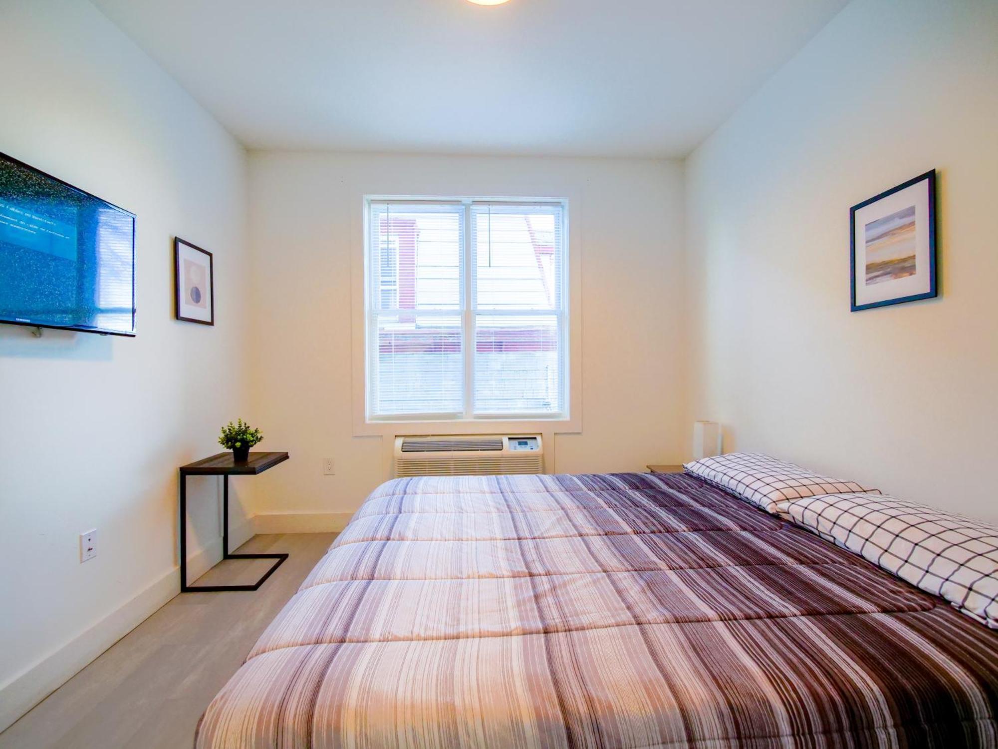 New Modern Serenity- 2Br Retreat Near New York City Бейонн Экстерьер фото